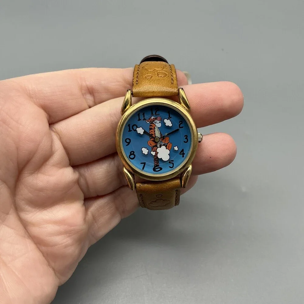 Disney Store Womens Watch 28mm Tigger Blue Dial Leather DS-240 New Battery